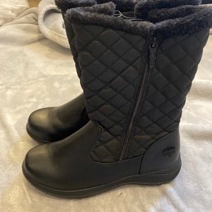 TOTES ALL WEATHER BOOTS. NWOT